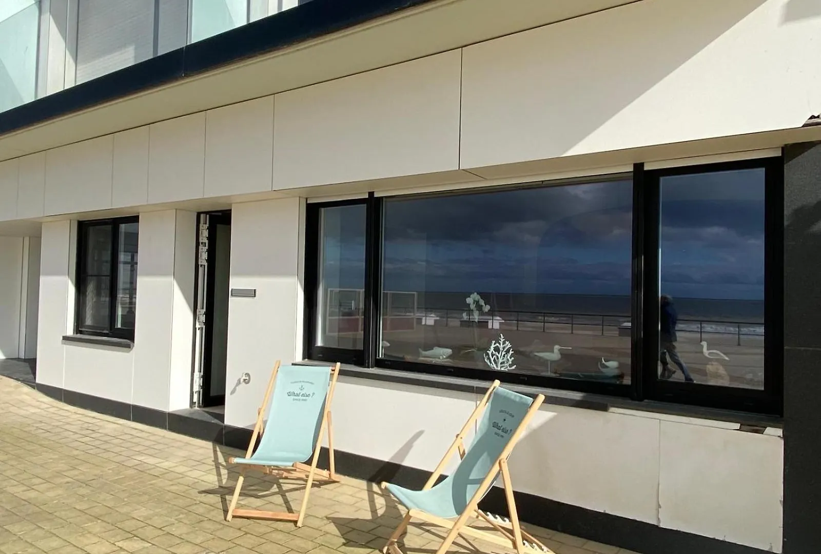 Seaside Rendez-Vous - Appartement 3 Chambres Vue Mer, Piscine, Sauna & Parking A Middelkerke Apartment