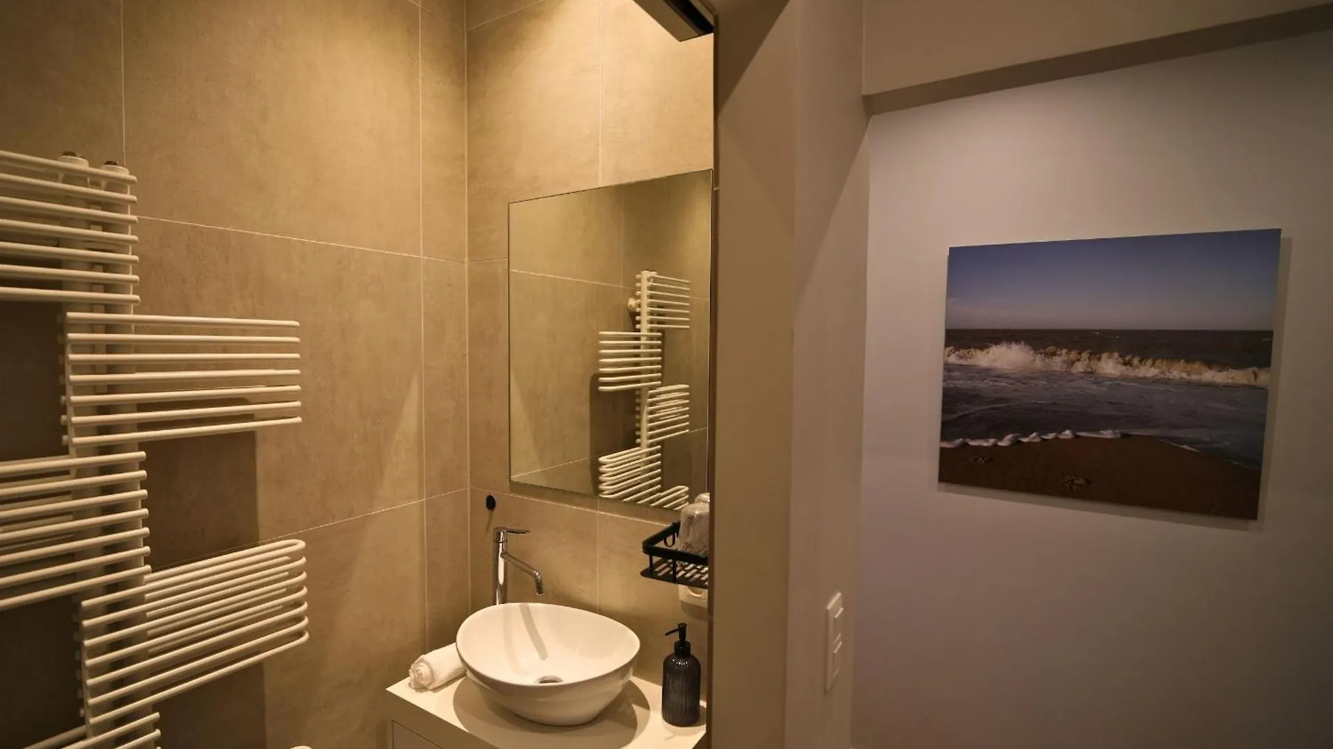 Seaside Rendez-Vous - Appartement 3 Chambres Vue Mer, Piscine, Sauna & Parking A Middelkerke Apartment